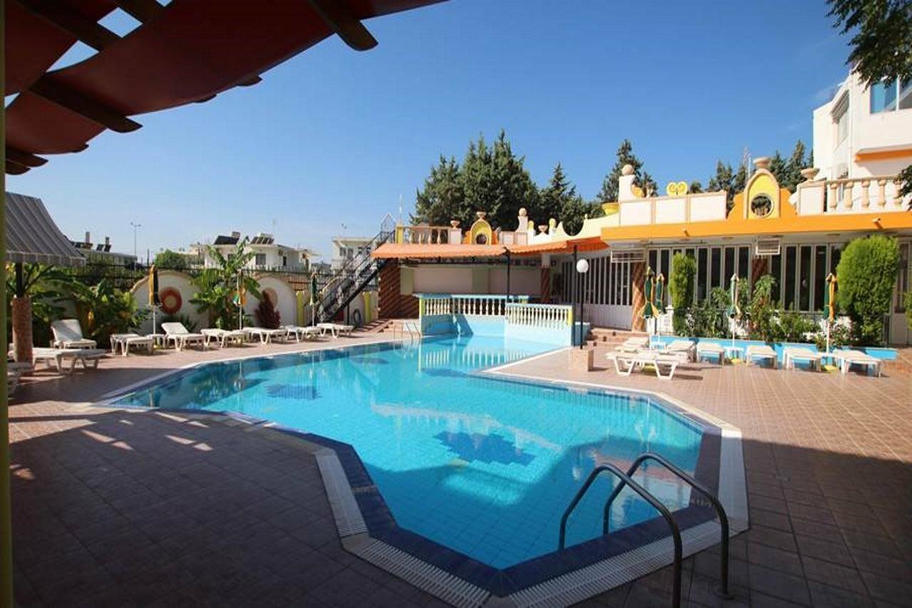 Grecian Fantasia Resort 法里拉基 外观 照片